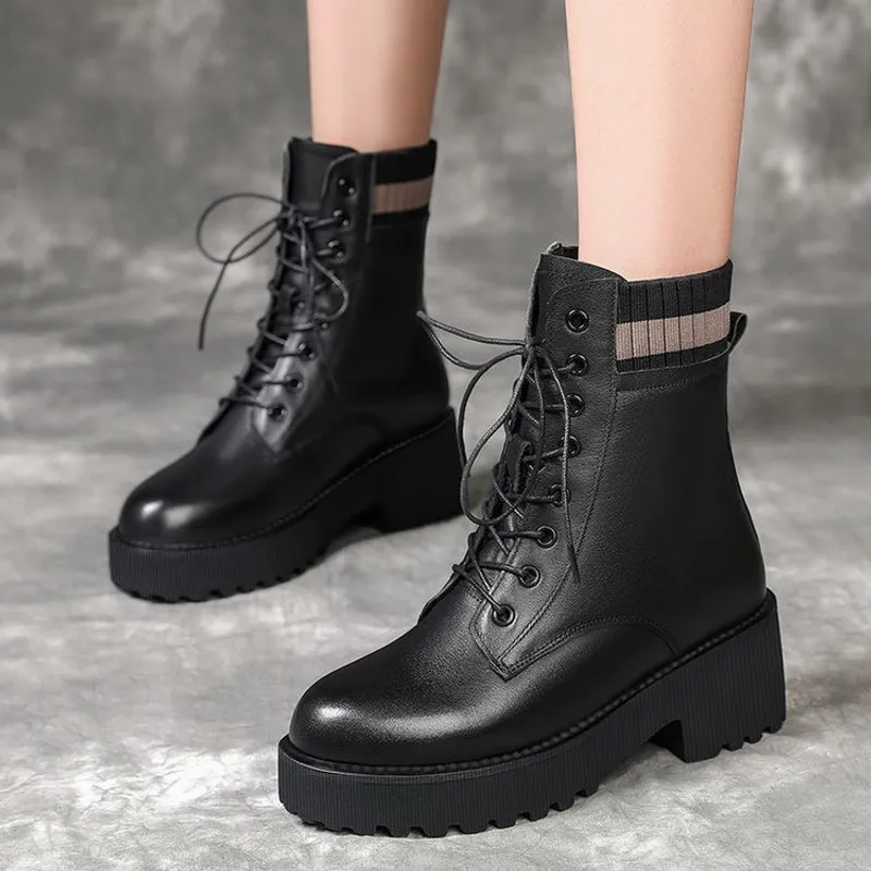 2024 Diseñador de envío GRATIS CARSE MEDE MARTIN BOTS Martin Winter New Side Zipper Zapatos para mujer Botas cortas Boots Single