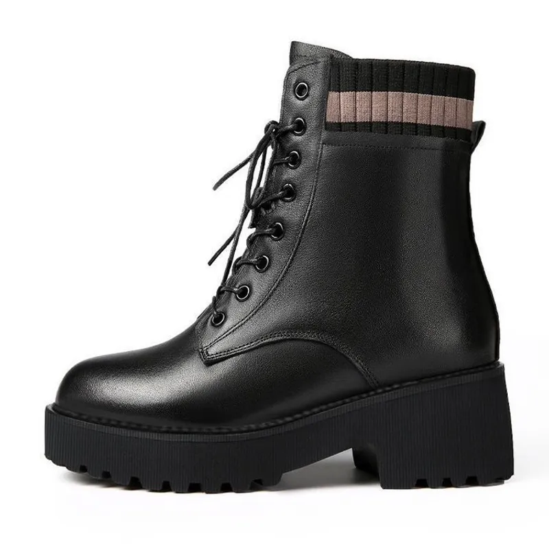 2024 Diseñador de envío GRATIS CARSE MEDE MARTIN BOTS Martin Winter New Side Zipper Zapatos para mujer Botas cortas Boots Single