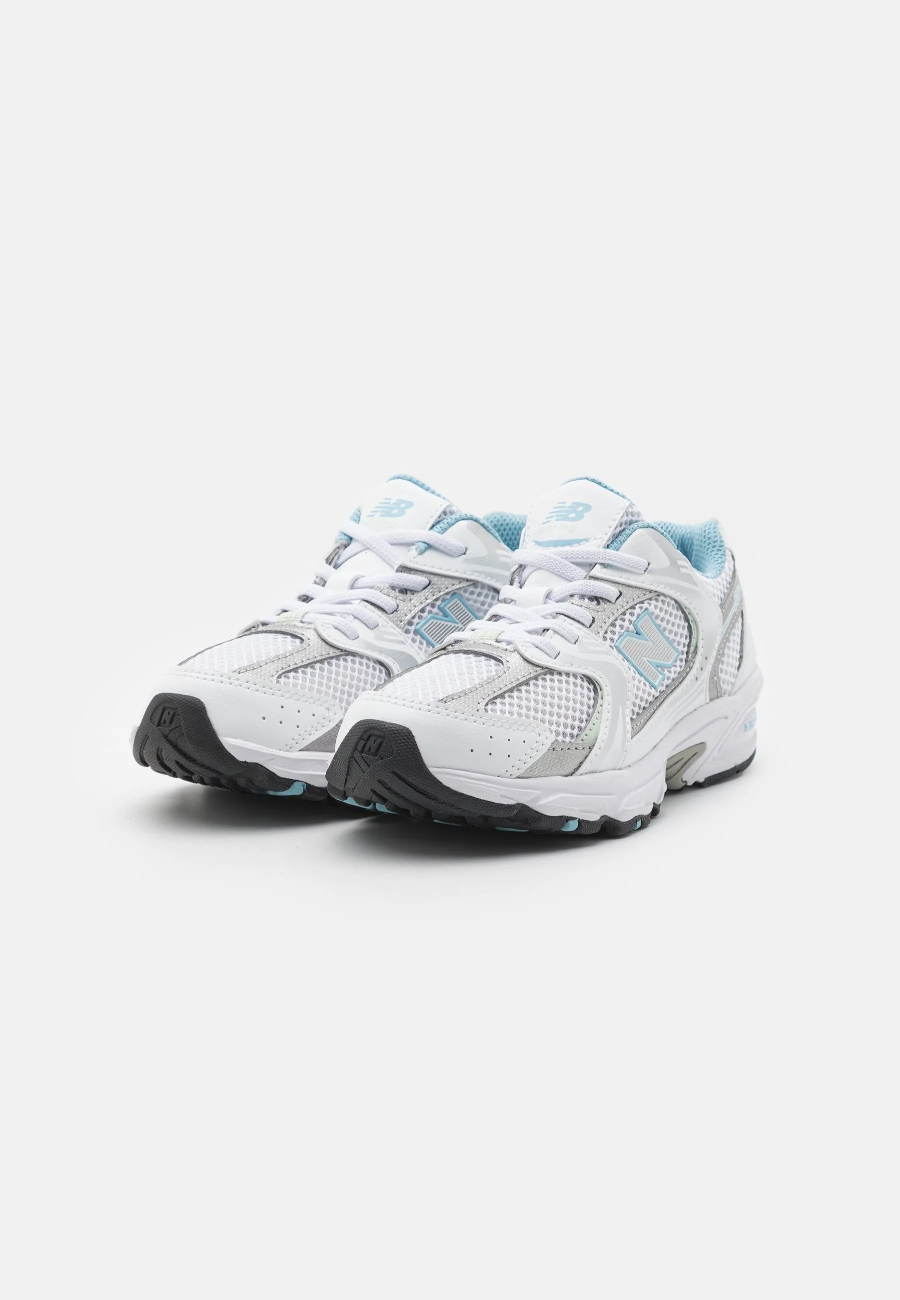 530 UNISEX  ZAPATILLAS