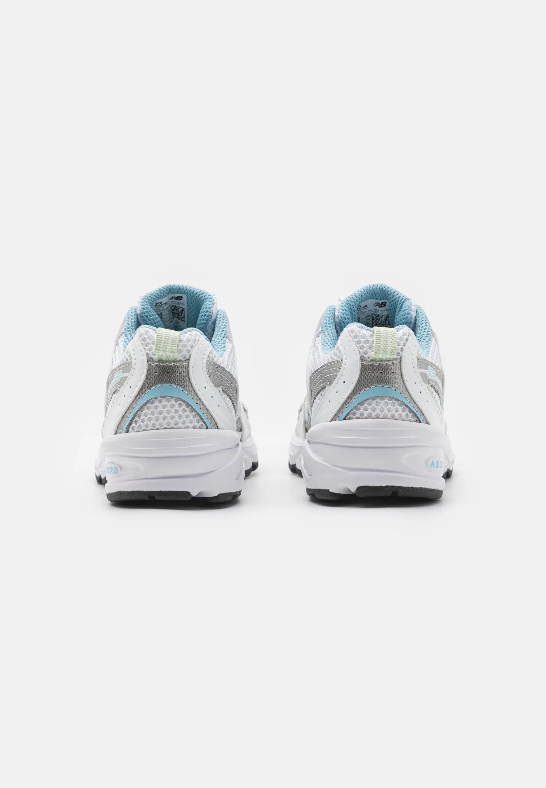 530 UNISEX  ZAPATILLAS