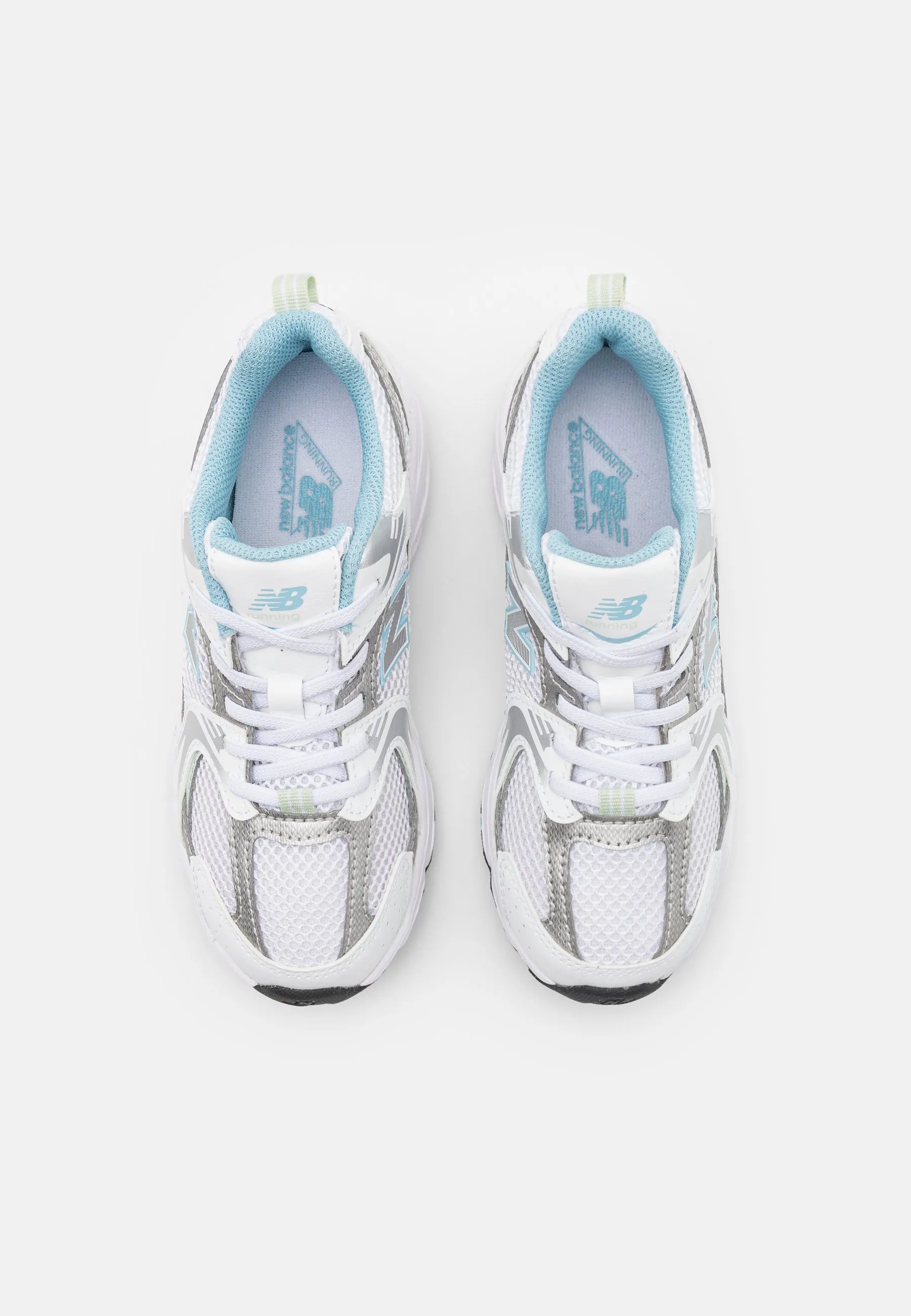 530 UNISEX  ZAPATILLAS