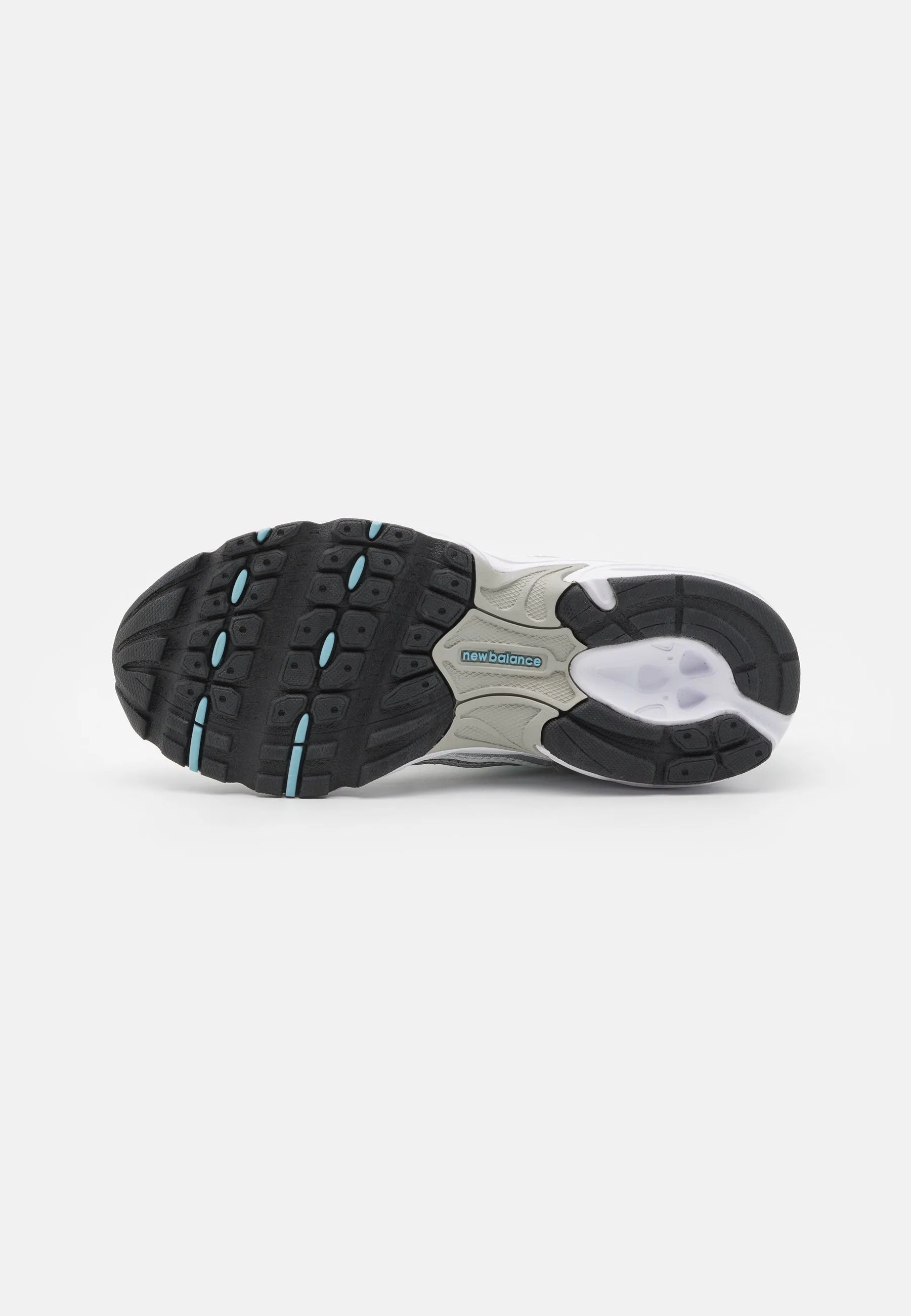 530 UNISEX  ZAPATILLAS