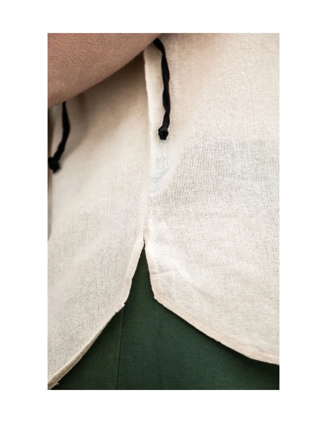 Blusa medieval modelo Amelia, blanco natural