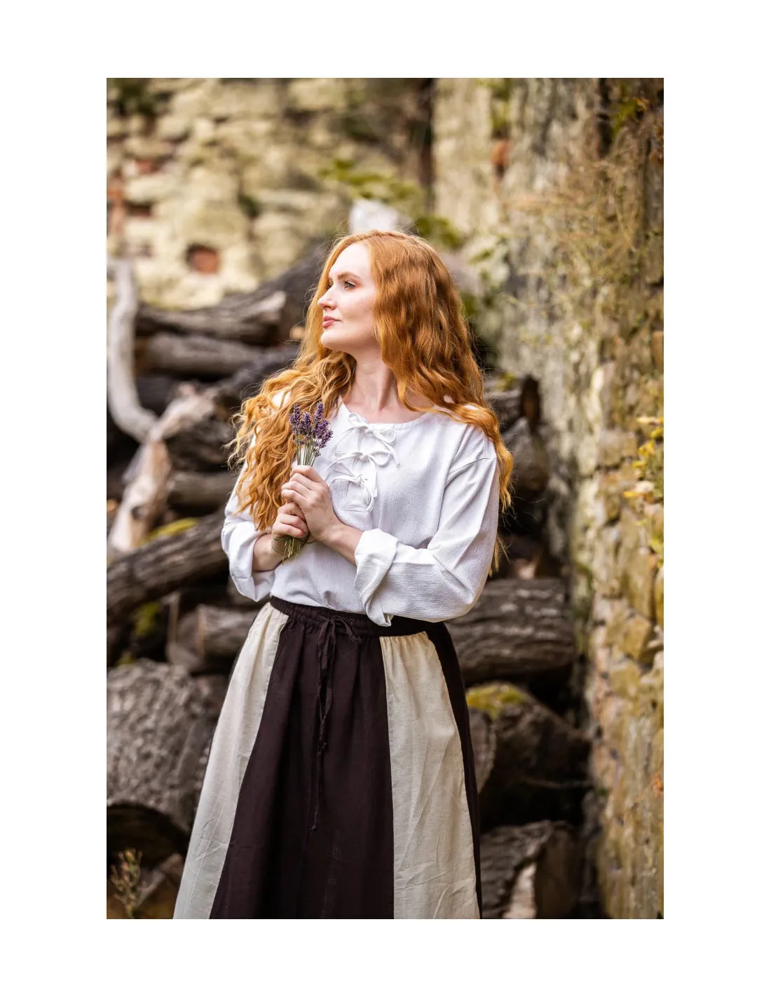 Blusa medieval modelo Tilda, color blanco