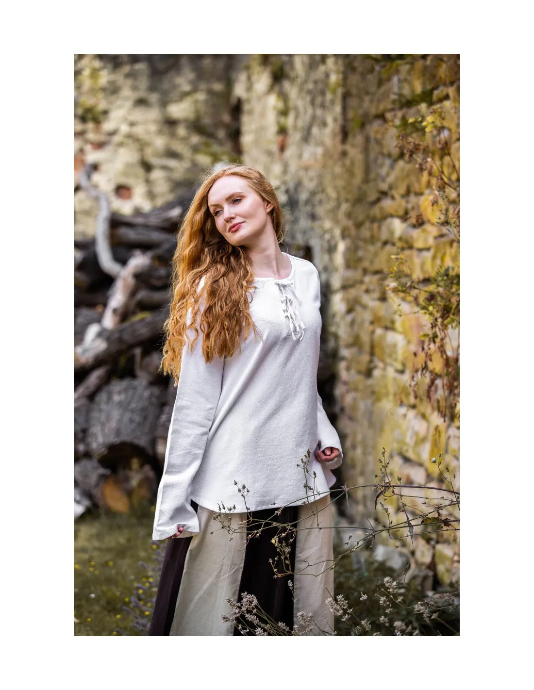 Blusa medieval modelo Tilda, color blanco