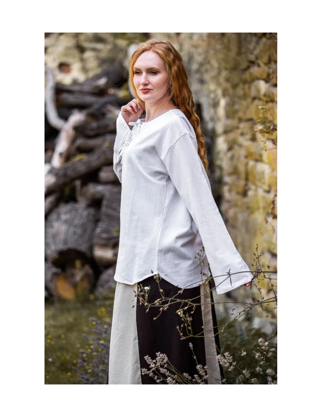 Blusa medieval modelo Tilda, color blanco
