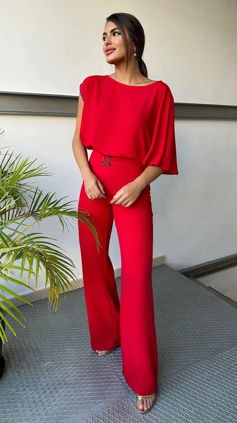 Blusa Roja Asimétrica (Se Vende En Conjunto)