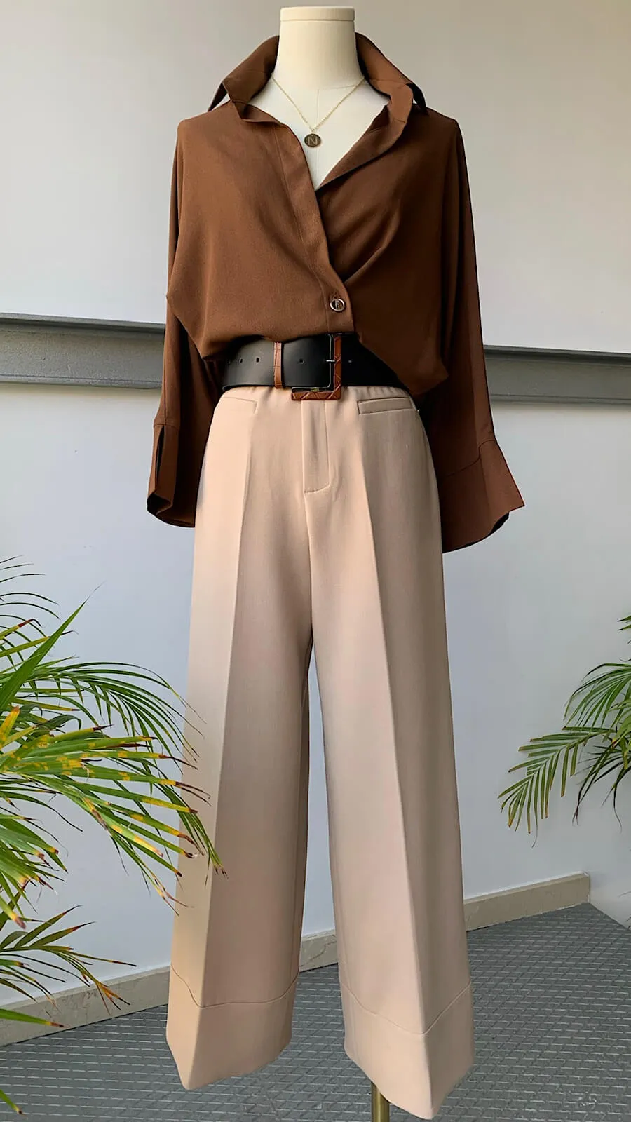Camisa Francesa Botones Coffee