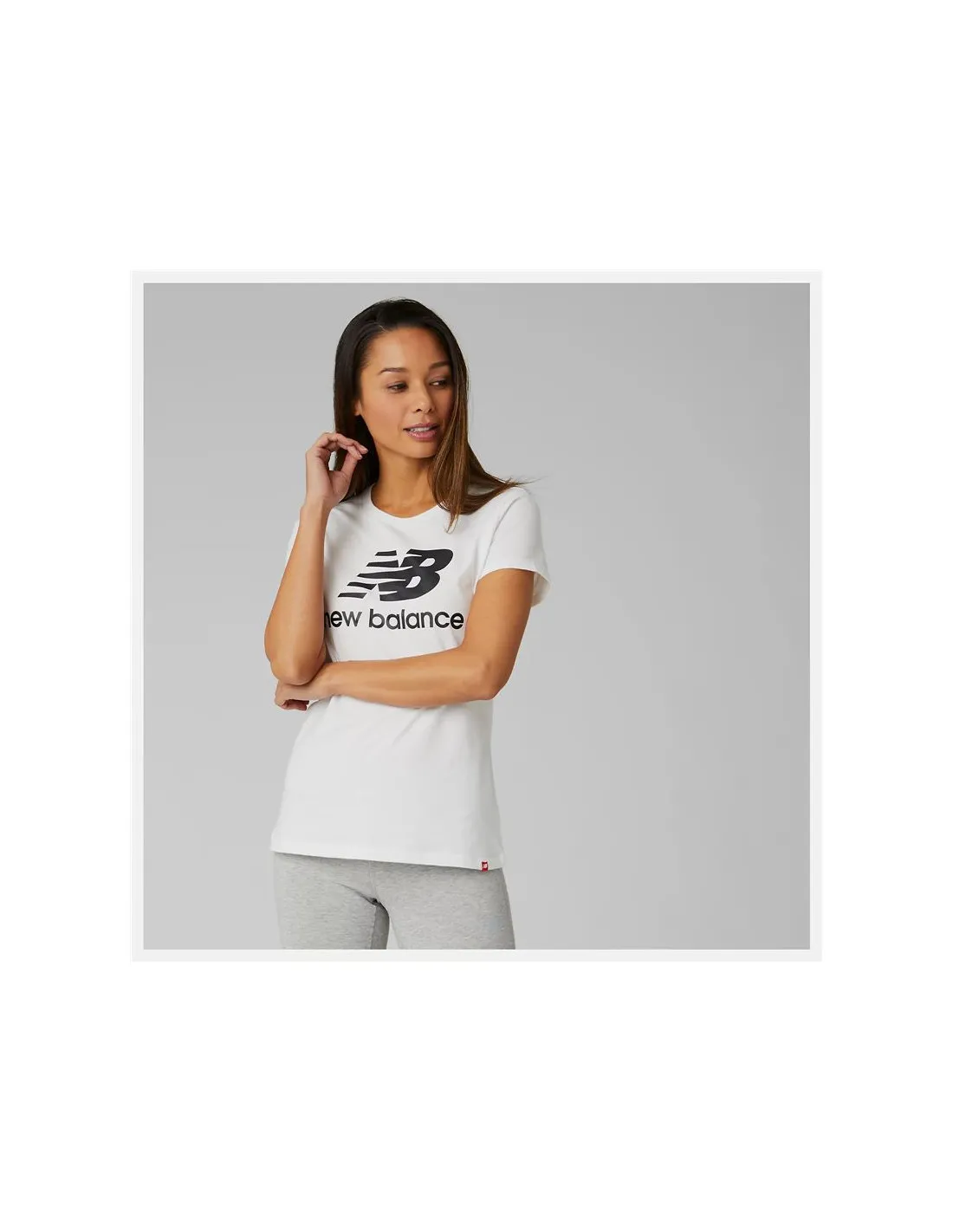 Camiseta New Balance Essentials Stacked Mujer