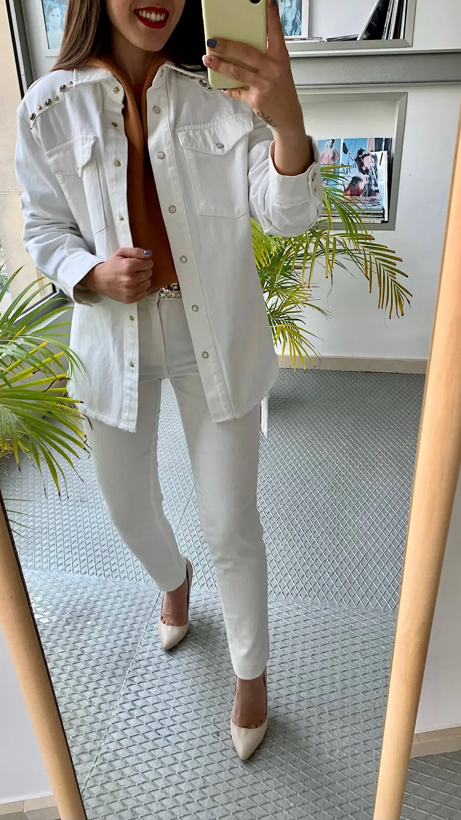 Chaqueta Vaquera Blanca Detalles Joya