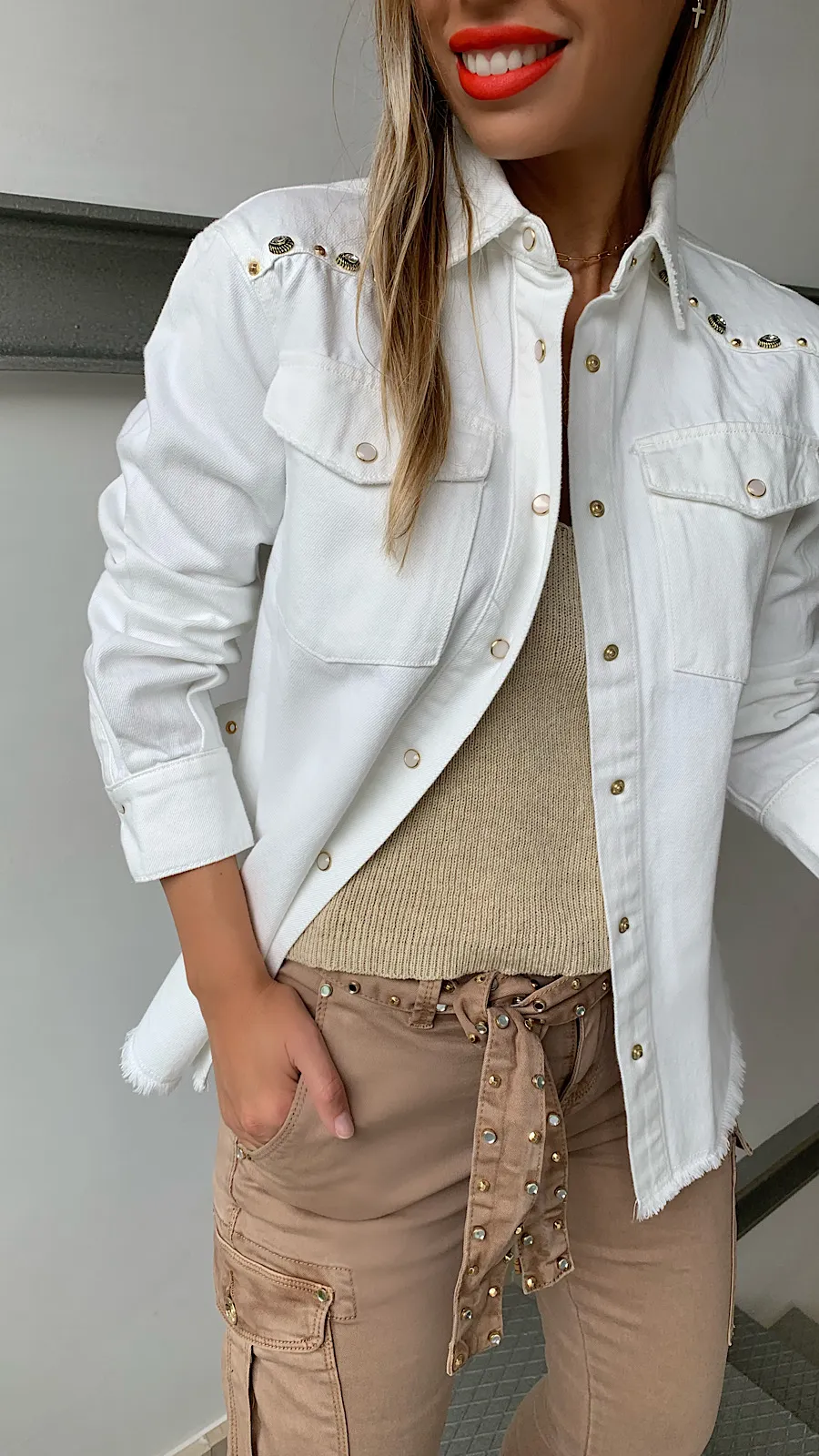 Chaqueta Vaquera Blanca Detalles Joya