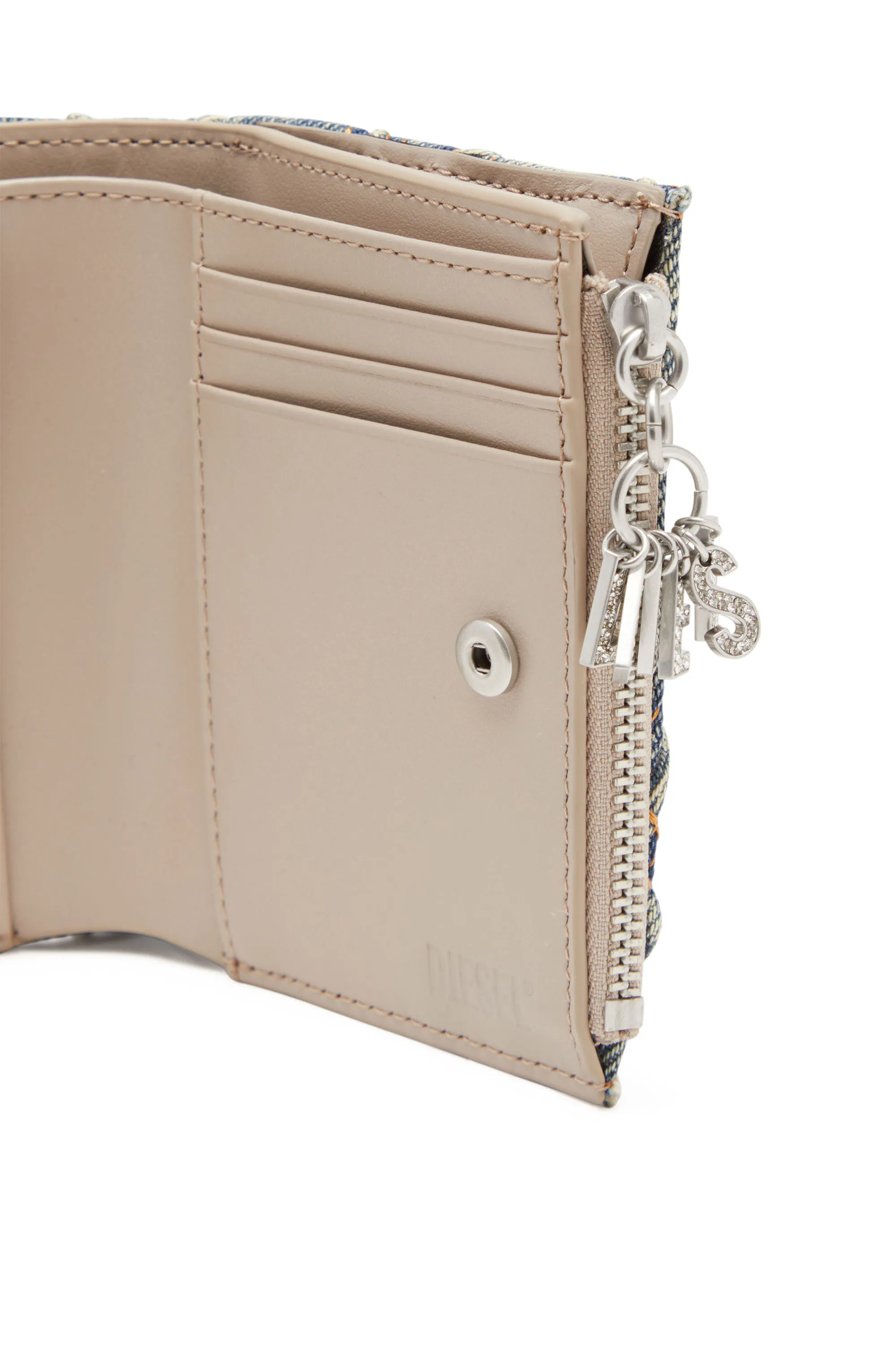 CHARM D BI FOLD ZIP II