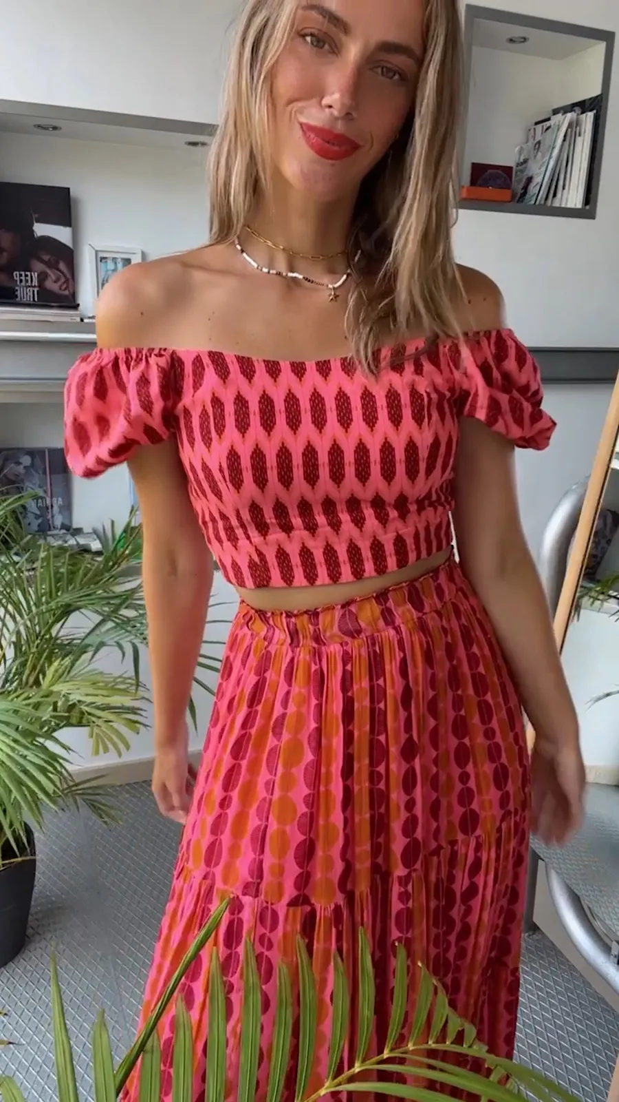 Crop Top Lazo Espalda(Se Vende En Conjunto)