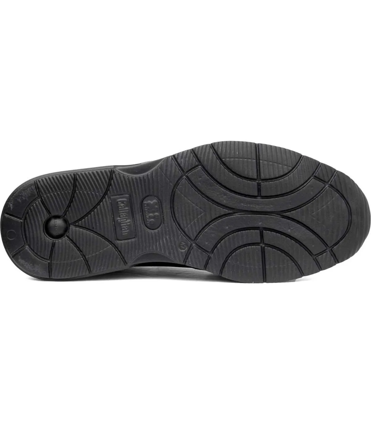 Deportivo de piel negra con cordones