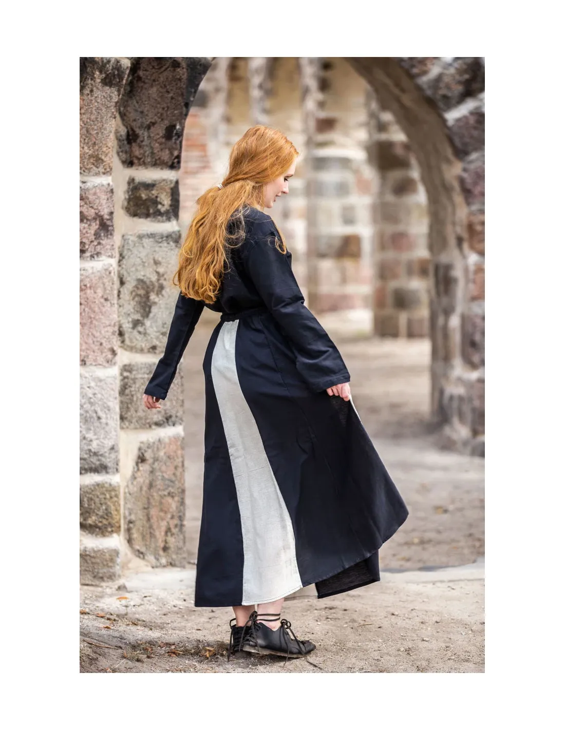 FALDA MEDIEVAL MODELO DIANA, NEGROBLANCO