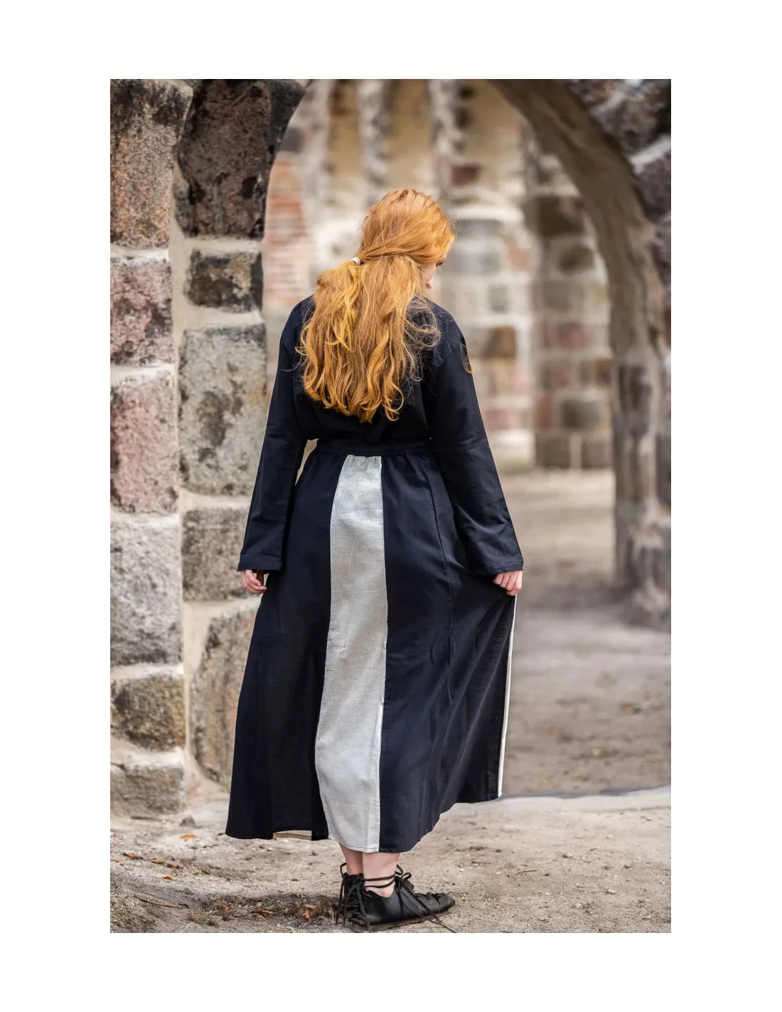 FALDA MEDIEVAL MODELO DIANA, NEGROBLANCO