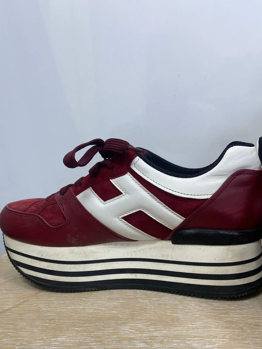 HOGAN.Zapatillas plataforma T.38,5