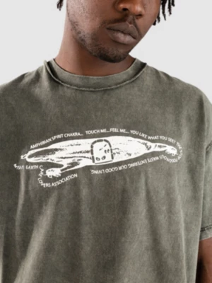 Misfit Shapes Amphibian Spirits Camiseta