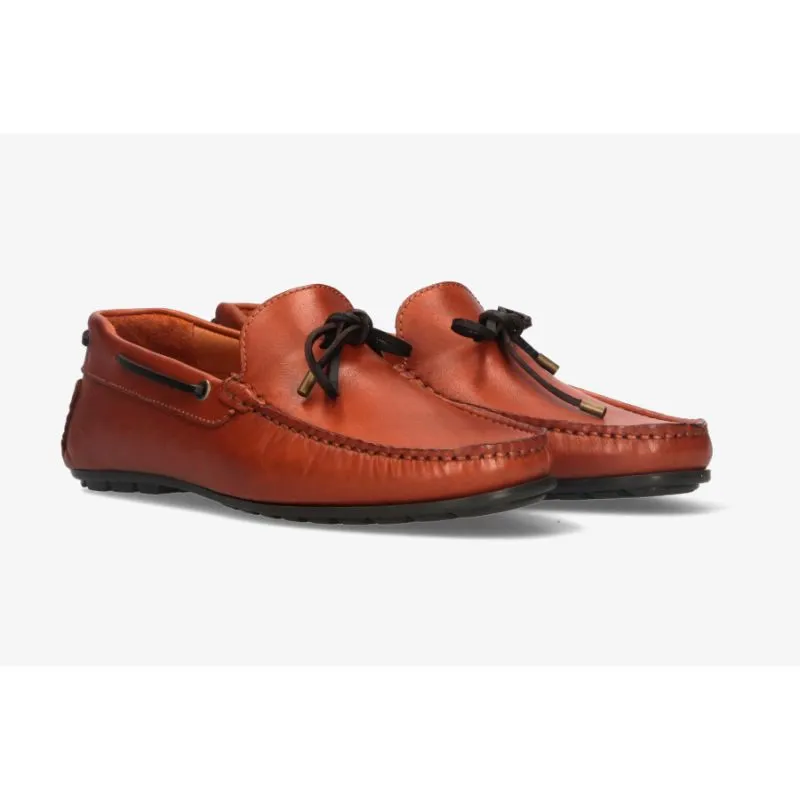 Mocasín lazo piel cuero