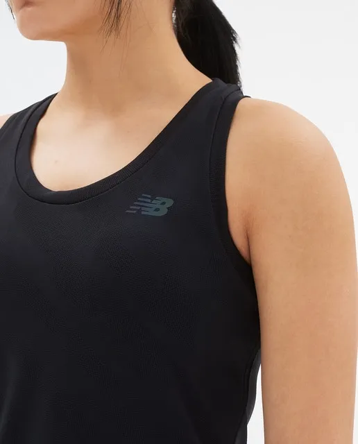 New Balance Camiseta de mujer Q Speed New Balance