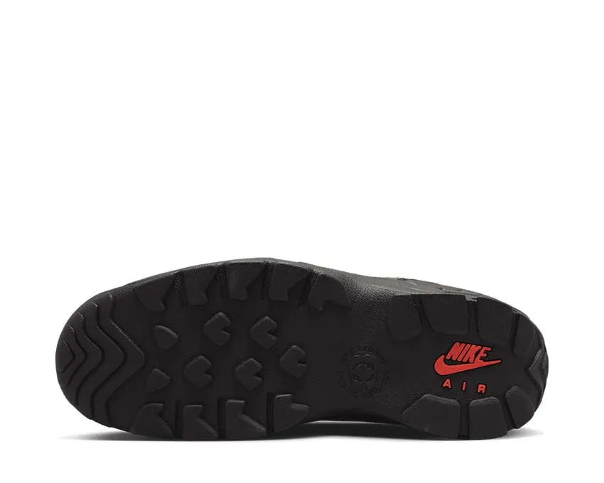 Nike ACG Air Mada