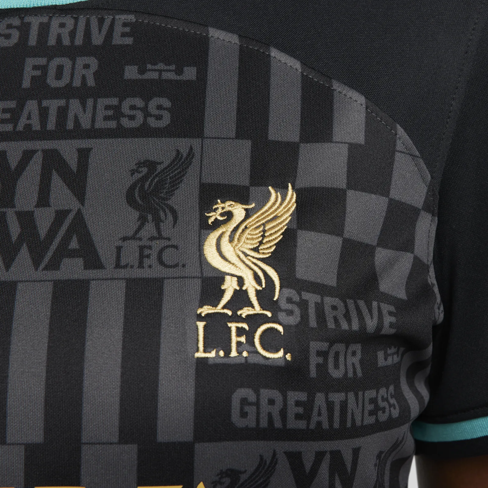 NIKE DRIFIT LEBRON X LIVERPOOL FC STADIUM