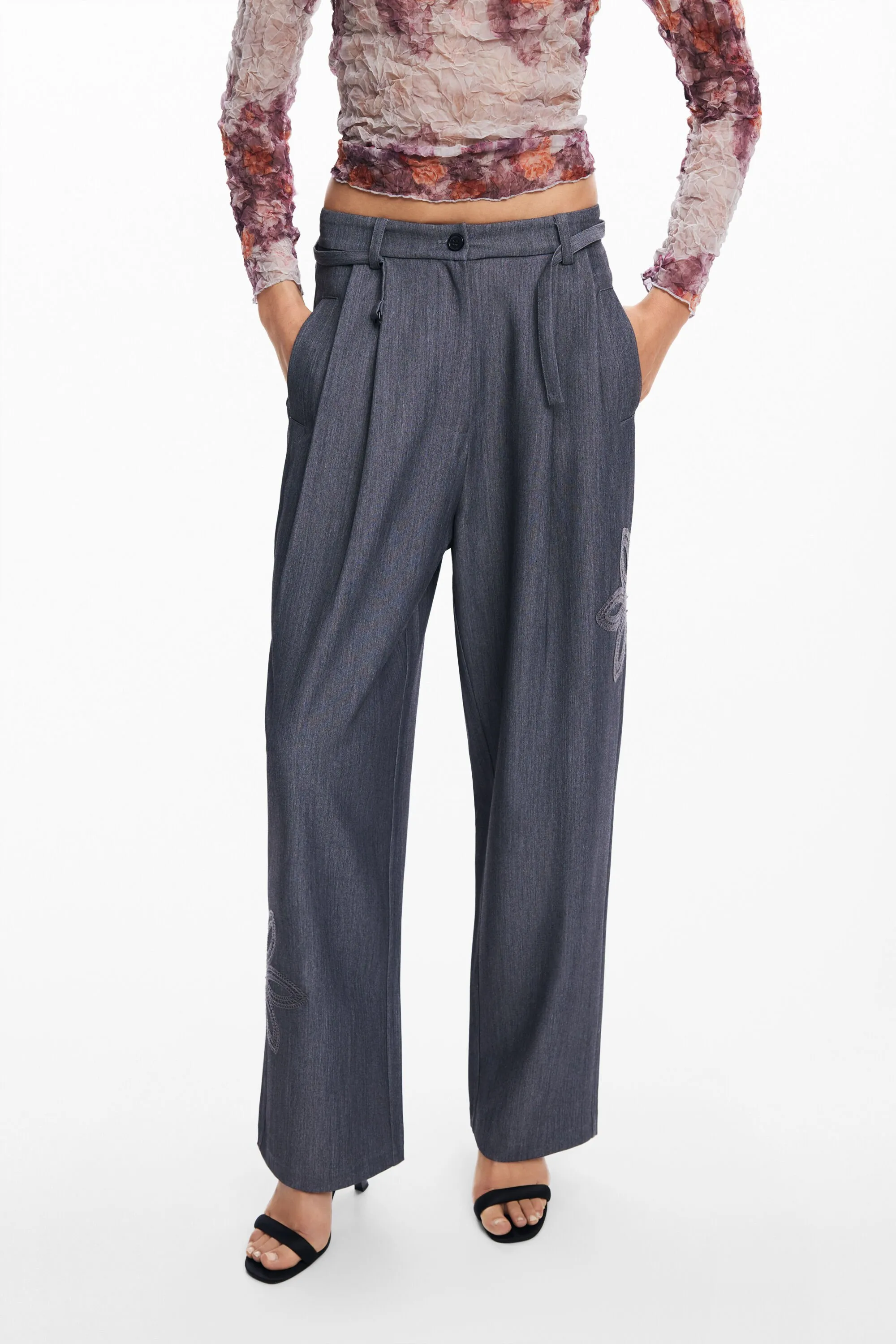 Pantalón largo recto