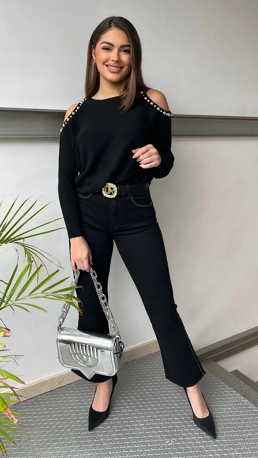 Pantalón Negro Ribete Blanco