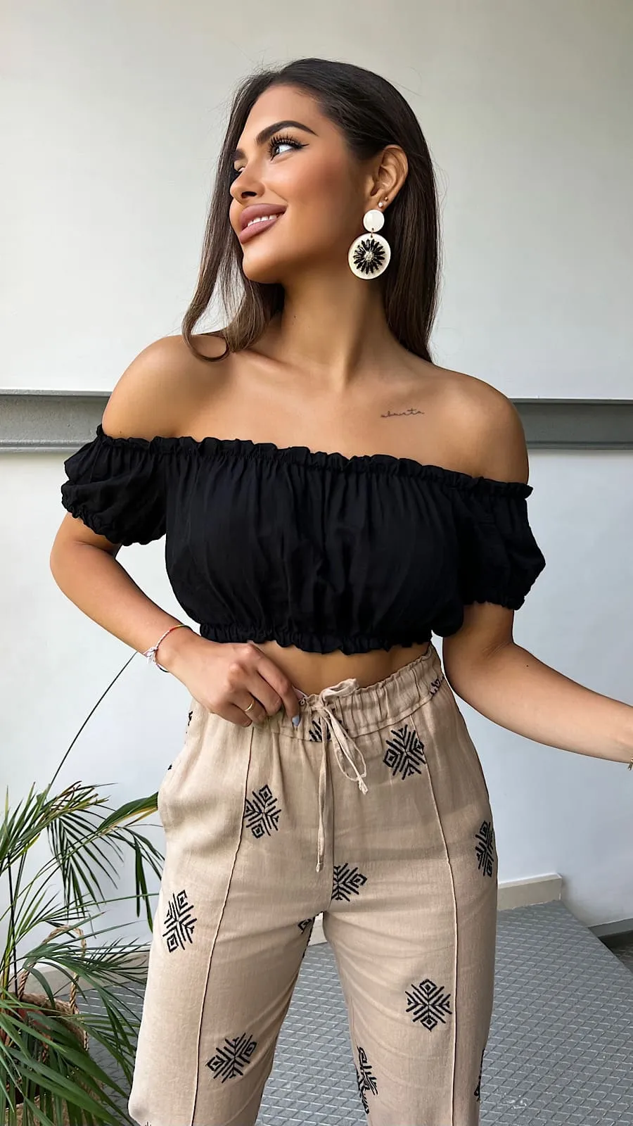 Pantalón Nude Bordados Étnicos