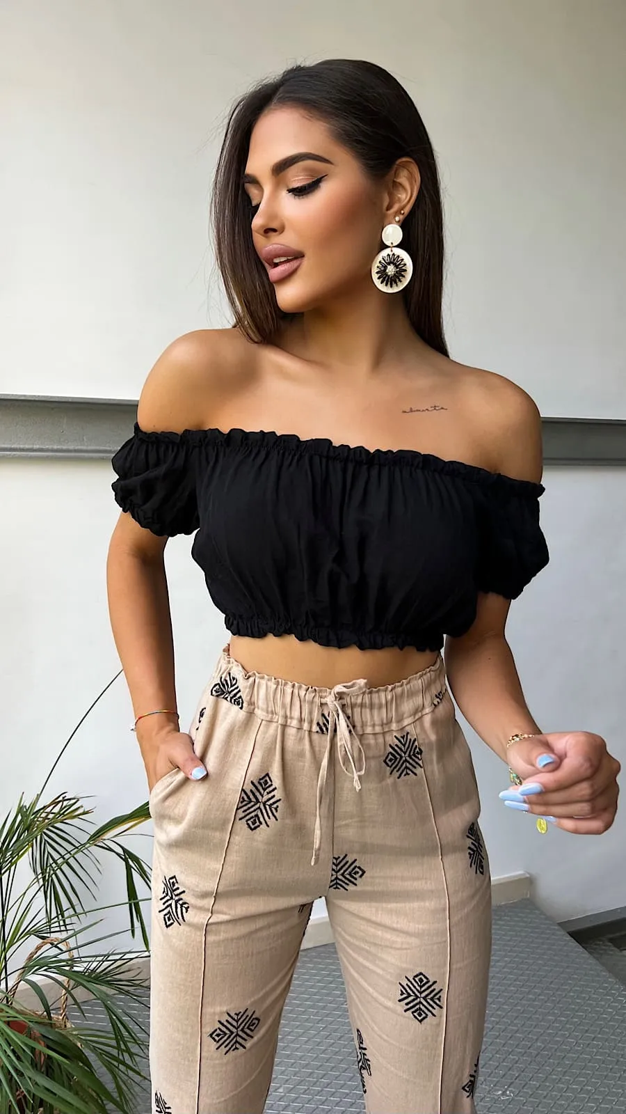 Pantalón Nude Bordados Étnicos