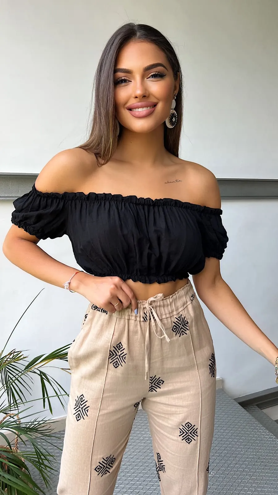 Pantalón Nude Bordados Étnicos