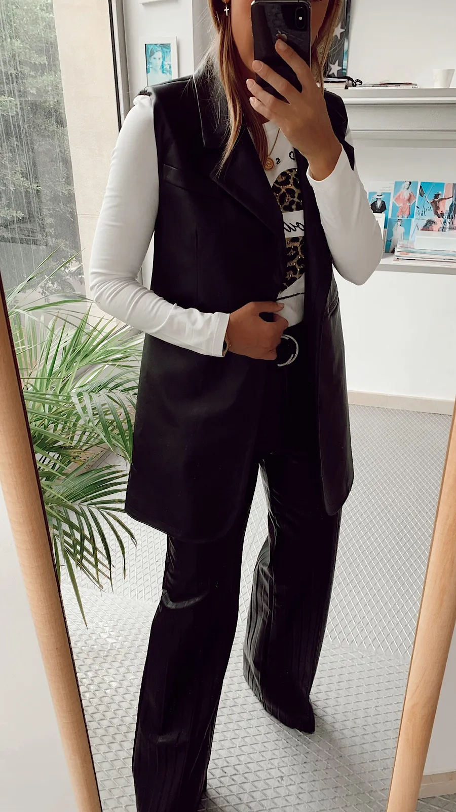 Pantalón Palazzo Plisado Negro Efecto Piel