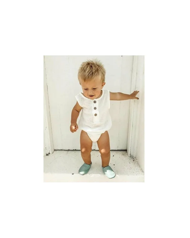 Pelele de algodón para bebe en blanco