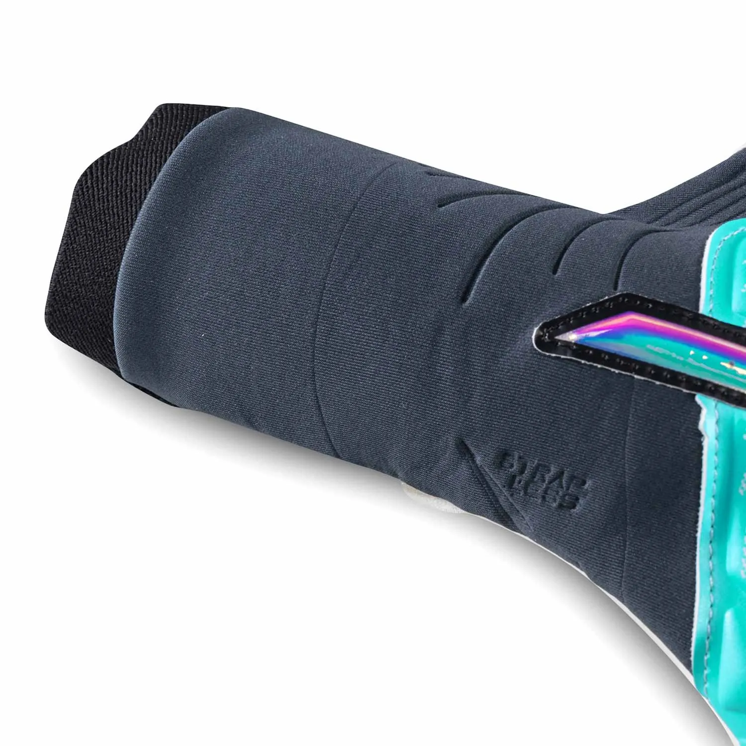Rinat NKAM niño Semi