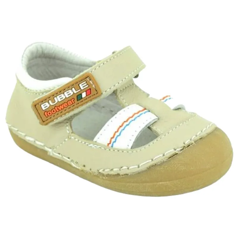 Sandalias de piel con puntera para niño