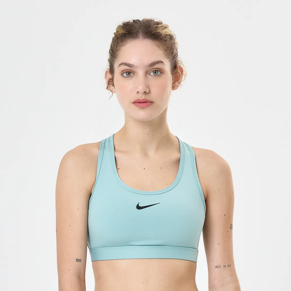 Top Entrenamiento Nike Swoosh Medium Mujer
