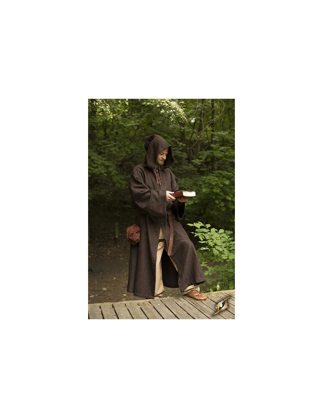 Túnica medieval marrón de monje Benedictino