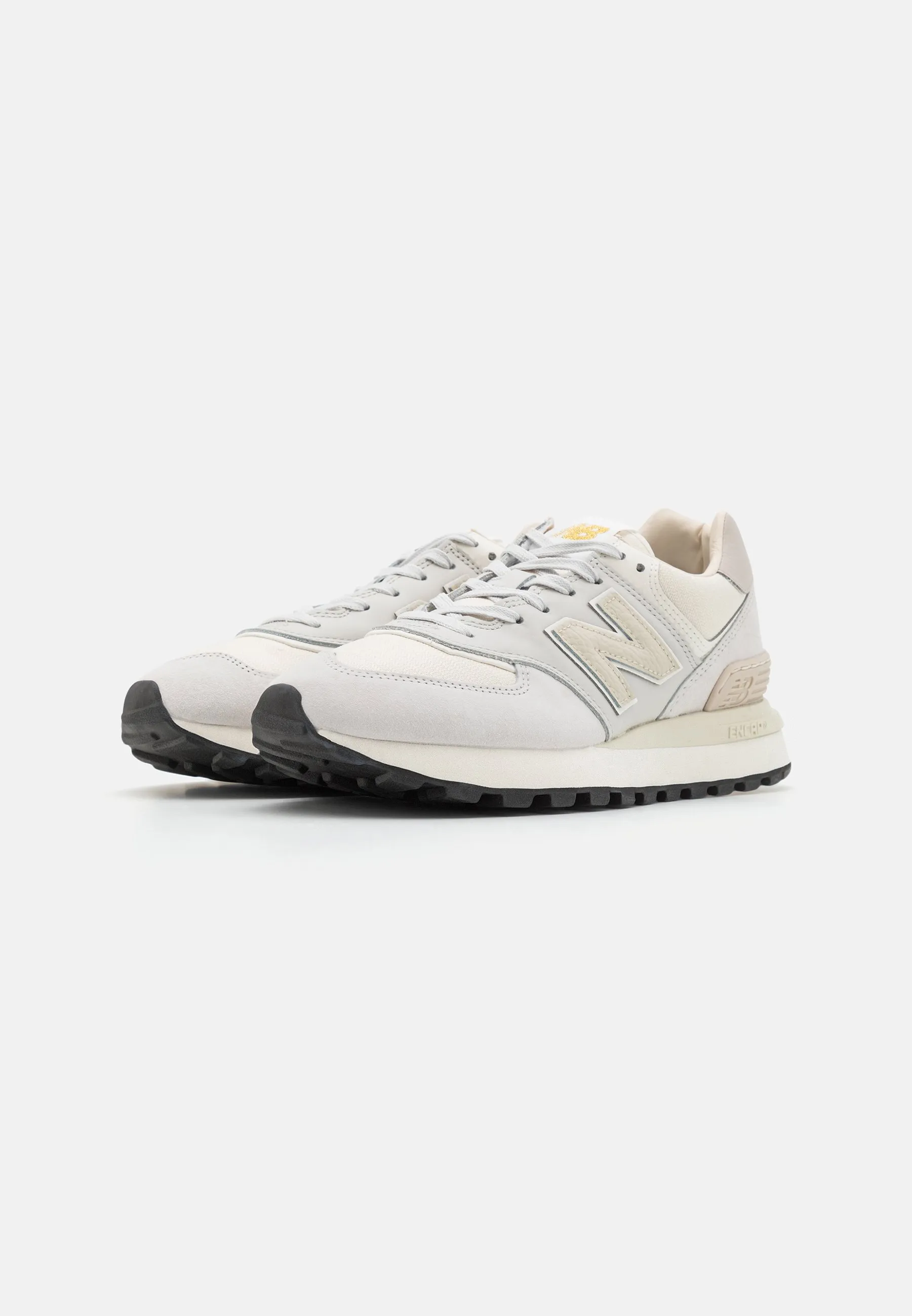 U574 UNISEX  ZAPATILLAS