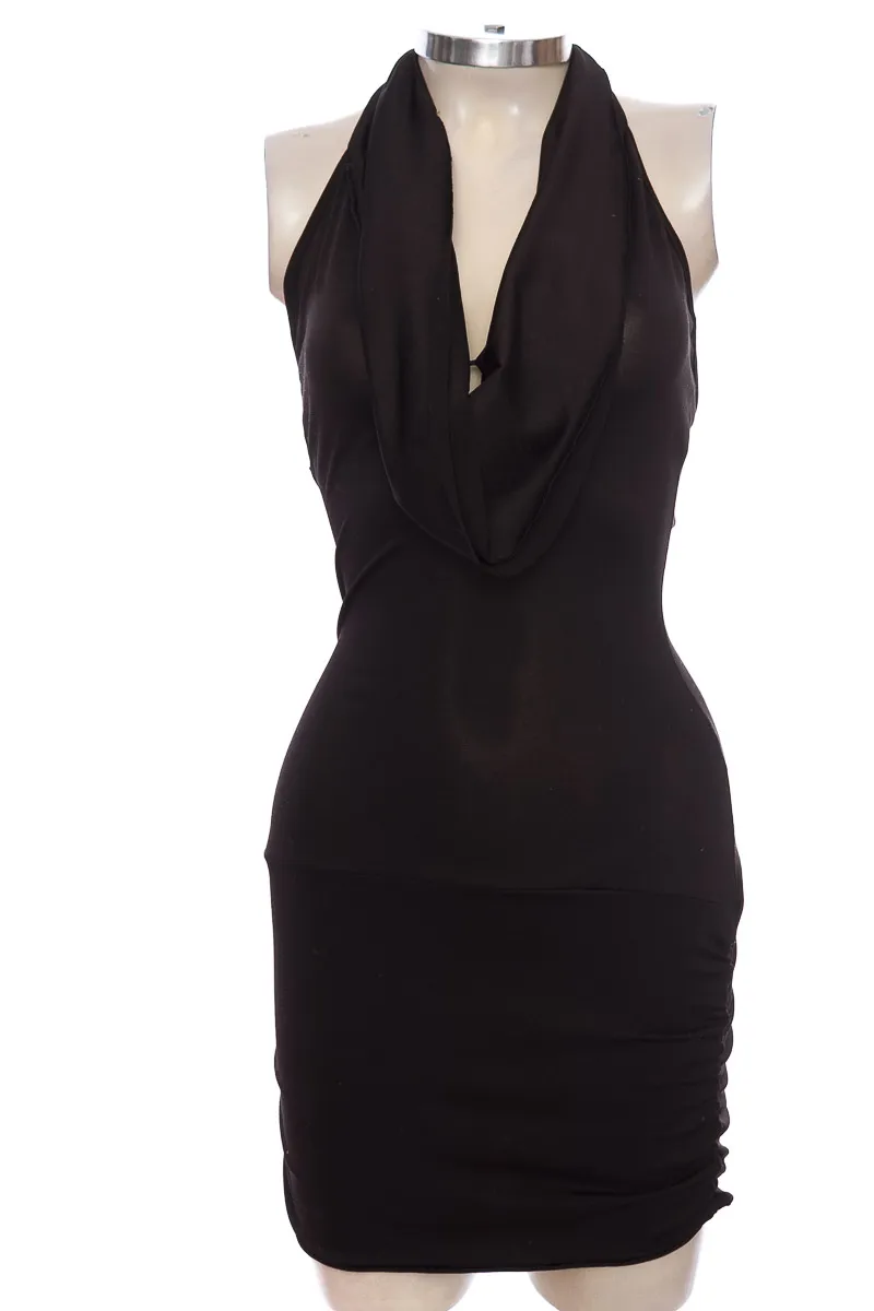 VESTIDO / ENTERIZO COLOR NEGRO  CLOSEANDO