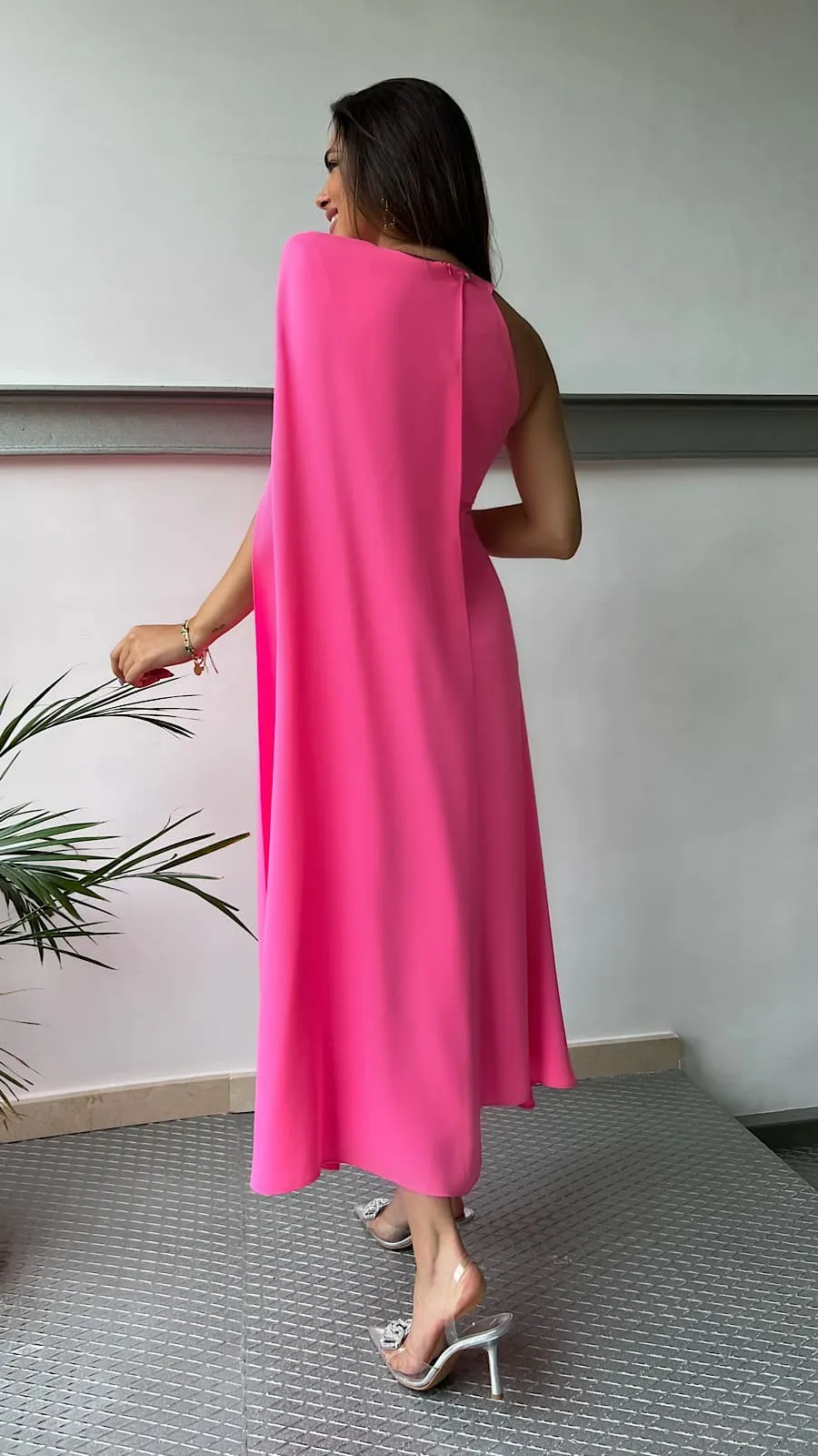Vestido Fresa Capa Luxury