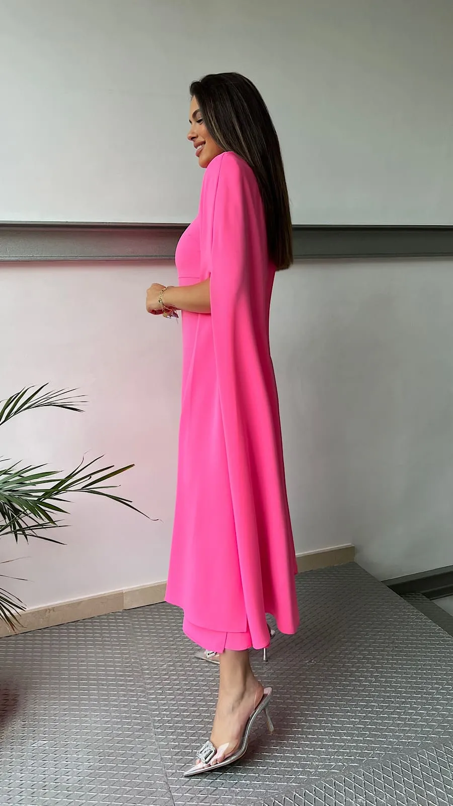 Vestido Fresa Capa Luxury