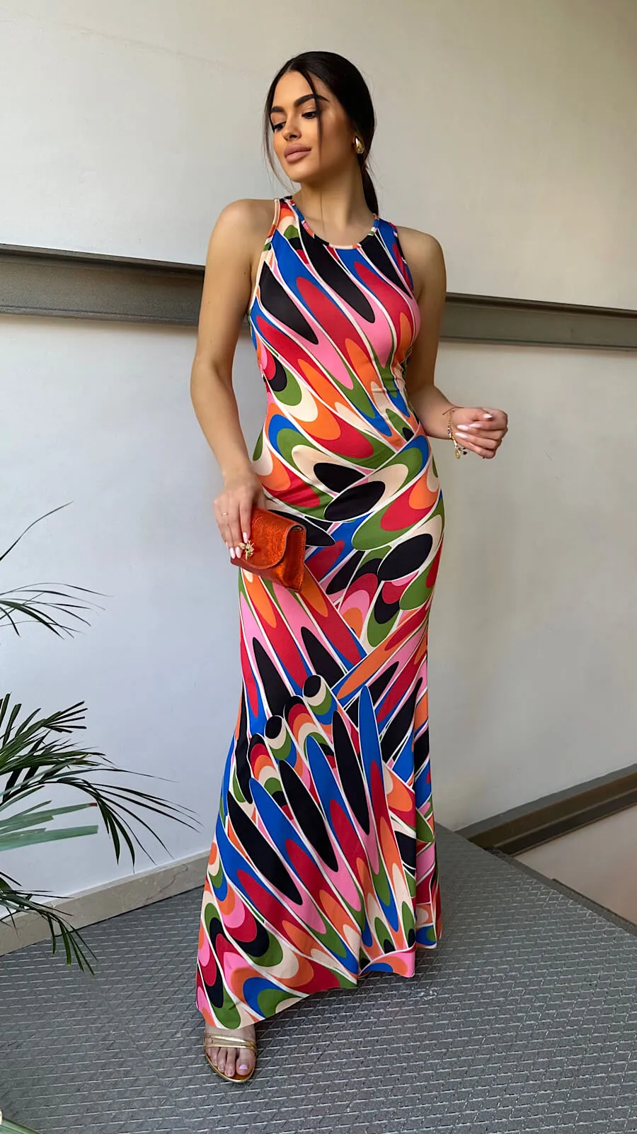 Vestido Multicolor Escote Espalda