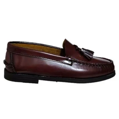 Zapato castellano borlas burdeos