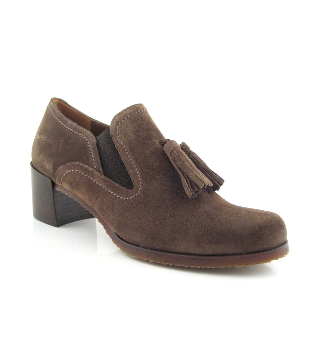 Zapato mocasín con borlas