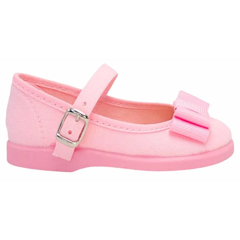Zapatos de niña con lazo