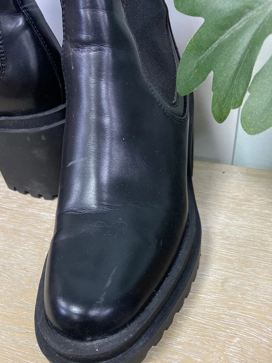 ZARA.Botines plataforma negros T.38 (Tara)